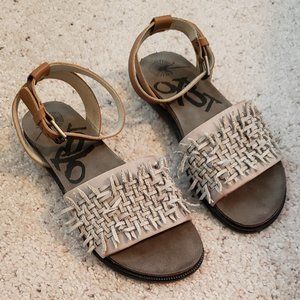 OTBT Dove Gray Weave Sandals